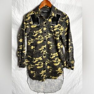 Thrill Camo Shirt Women Medium Mesh Cutouts Frayed Raw Hem Hi Lo Punk Tunic Top